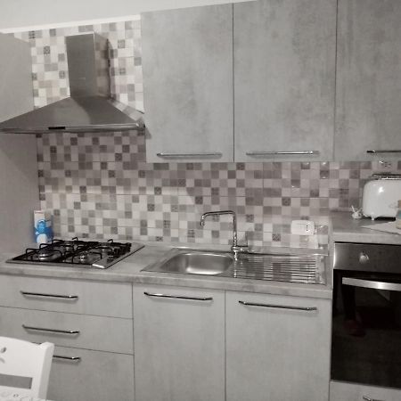 Casa Vacanza Rosariomaria เรอัลมอนเต ภายนอก รูปภาพ