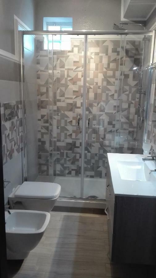 Casa Vacanza Rosariomaria เรอัลมอนเต ภายนอก รูปภาพ