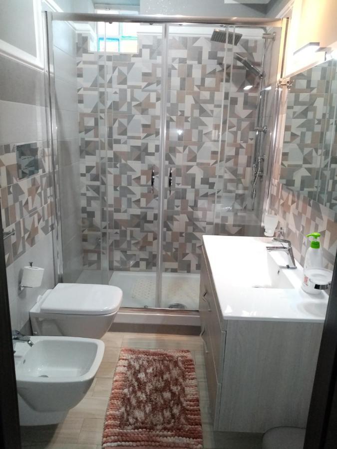 Casa Vacanza Rosariomaria เรอัลมอนเต ภายนอก รูปภาพ